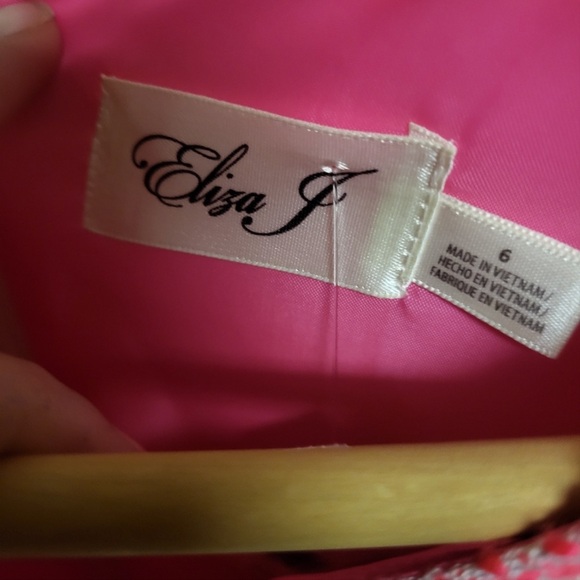 Eliza J boat neck shift dress - Picture 3 of 5